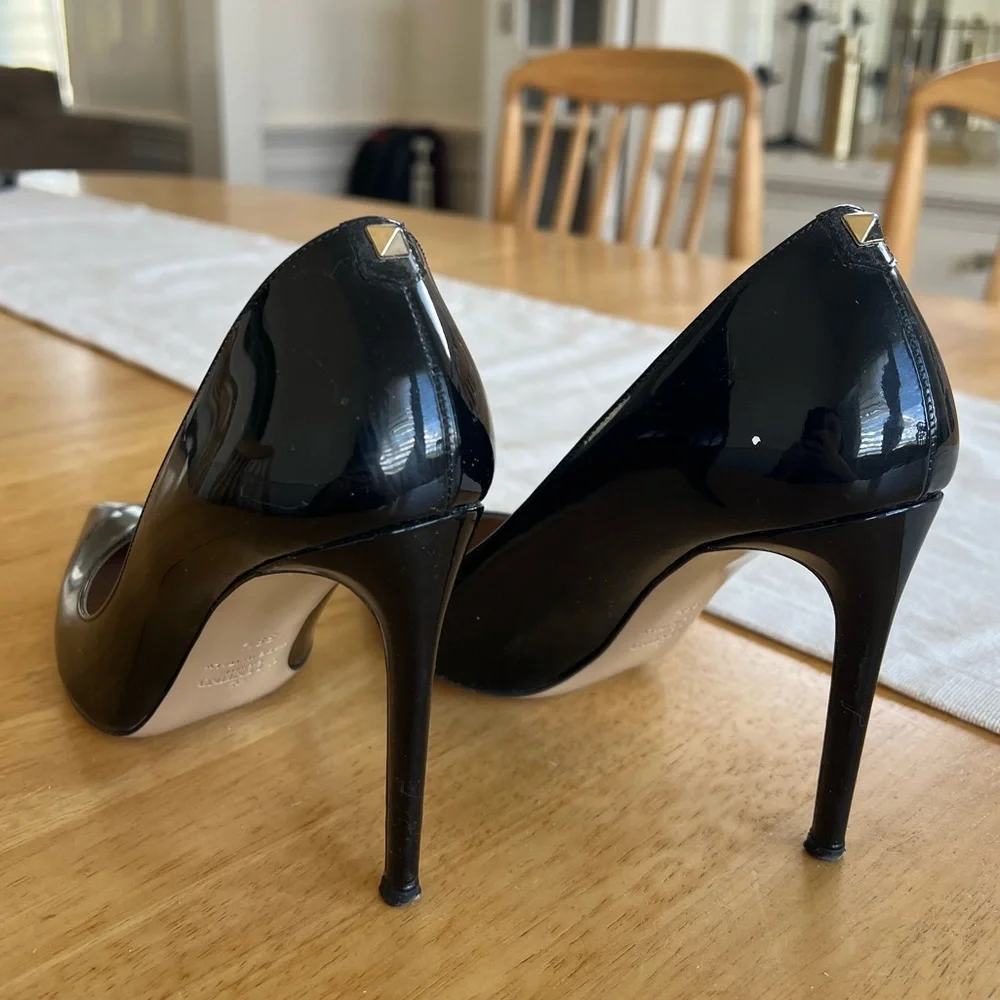 Valentino Garavani Black Patent Leather Pointed Stiletto Pumps